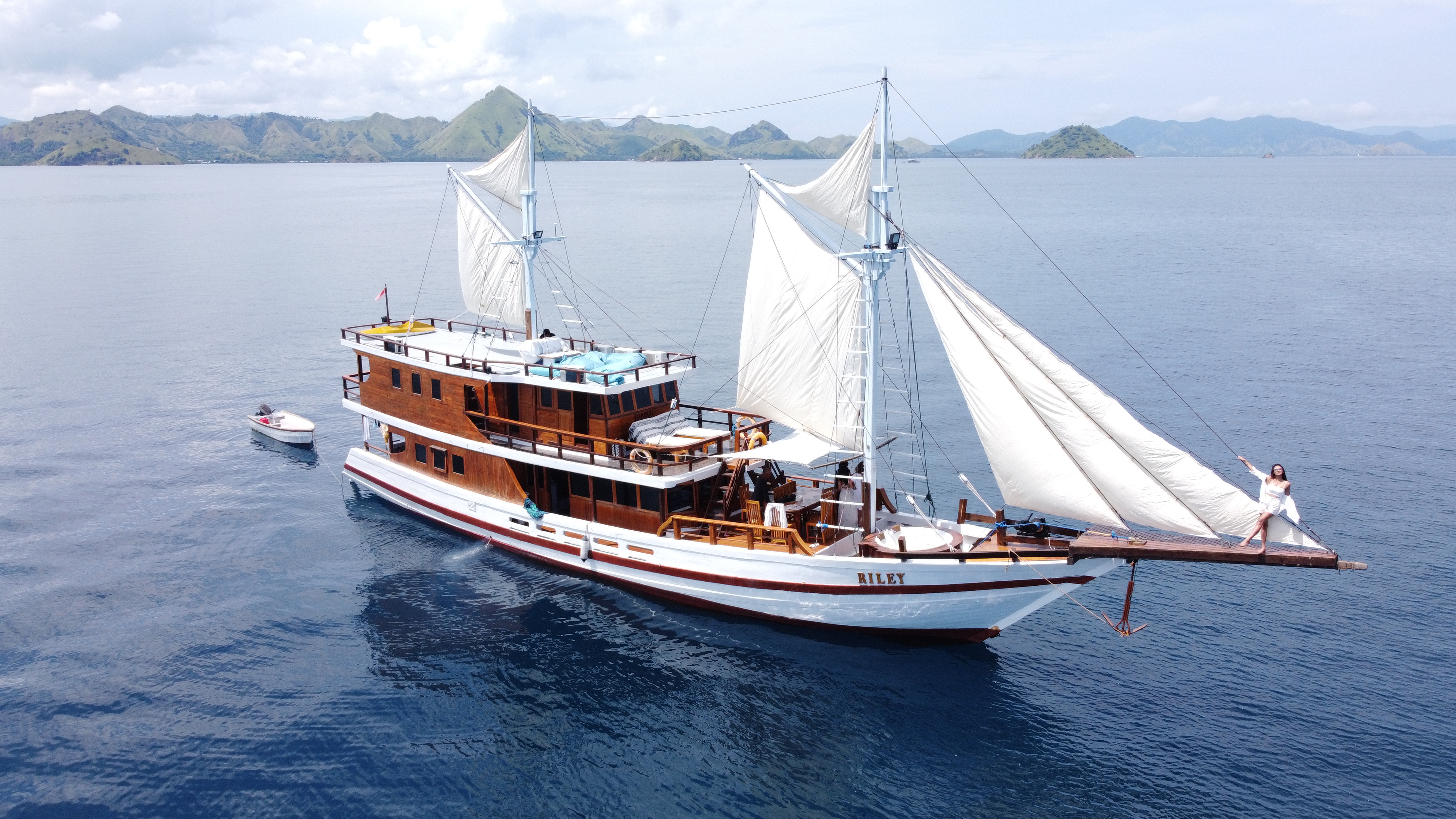 Riley Phinisi Cruise