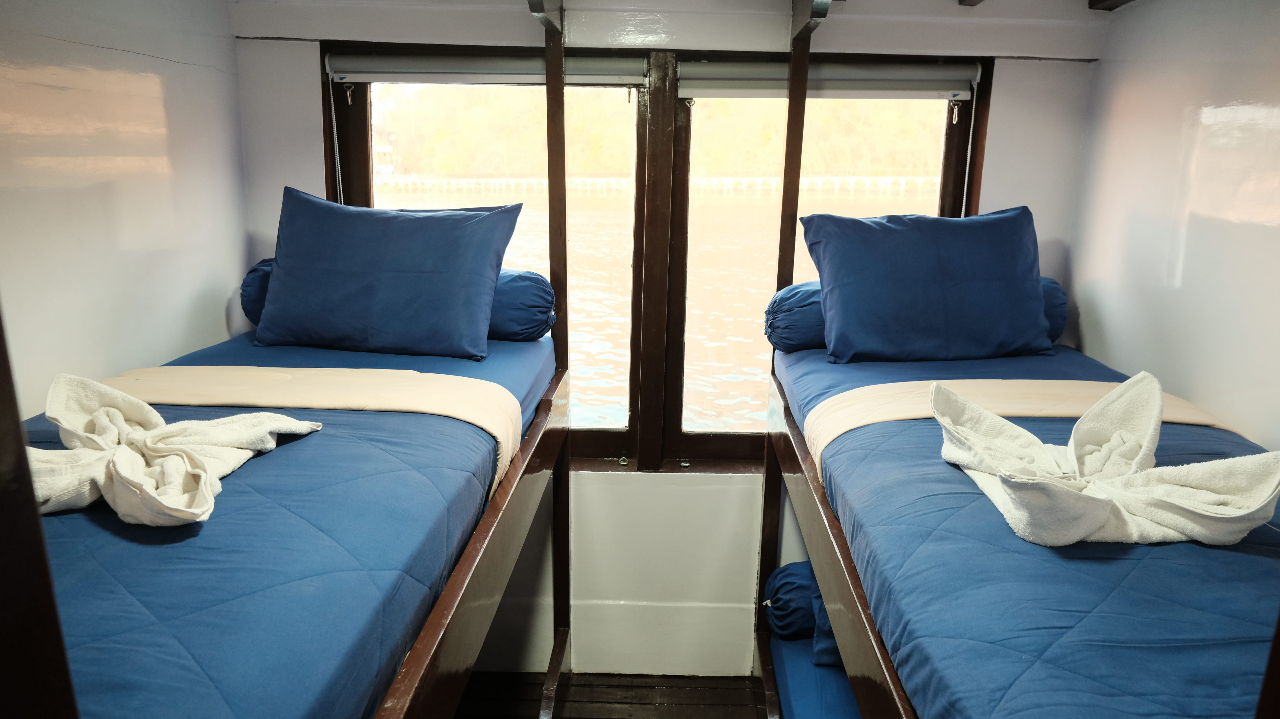 SHARED ROOM