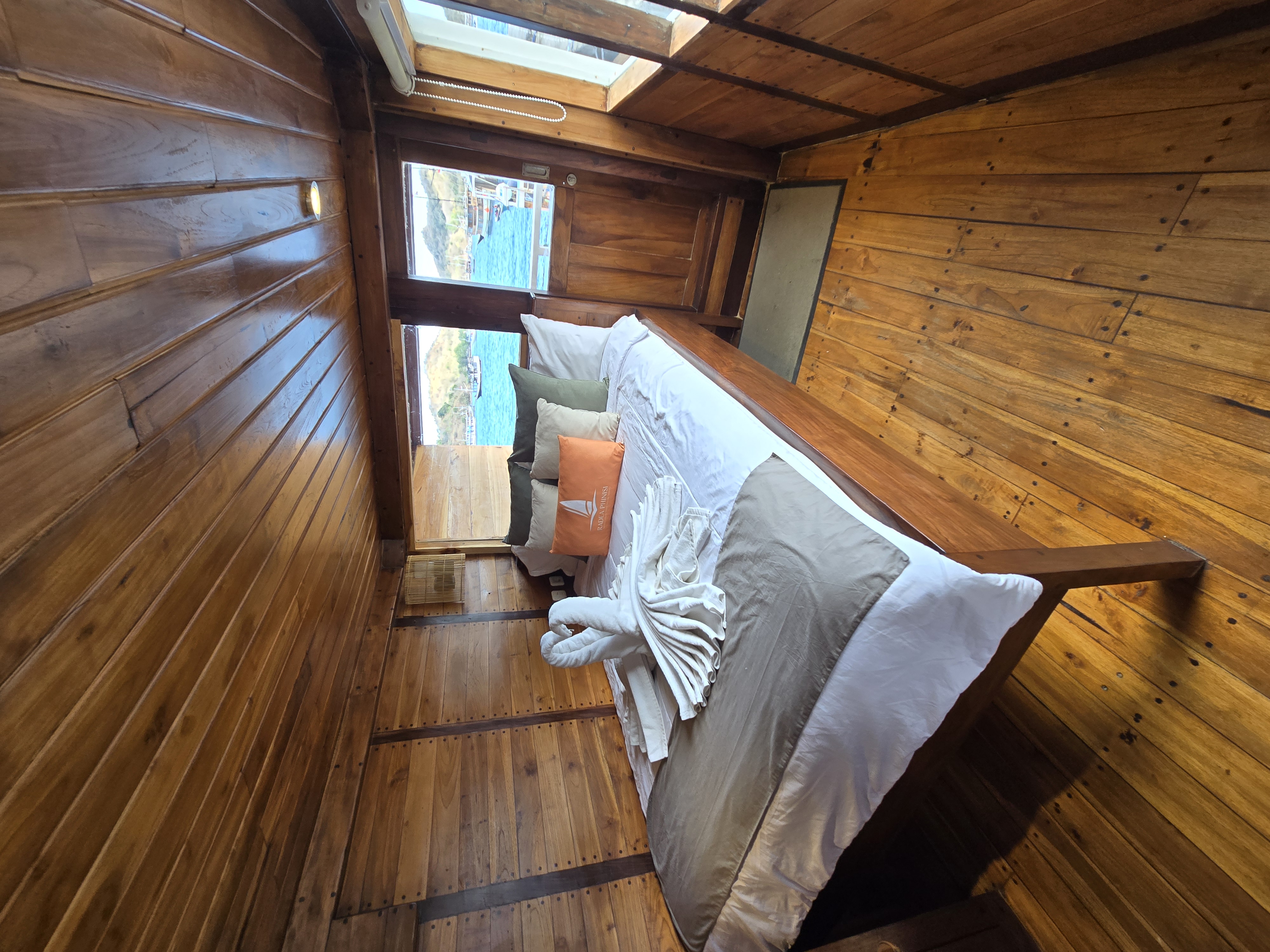MASTER CABIN