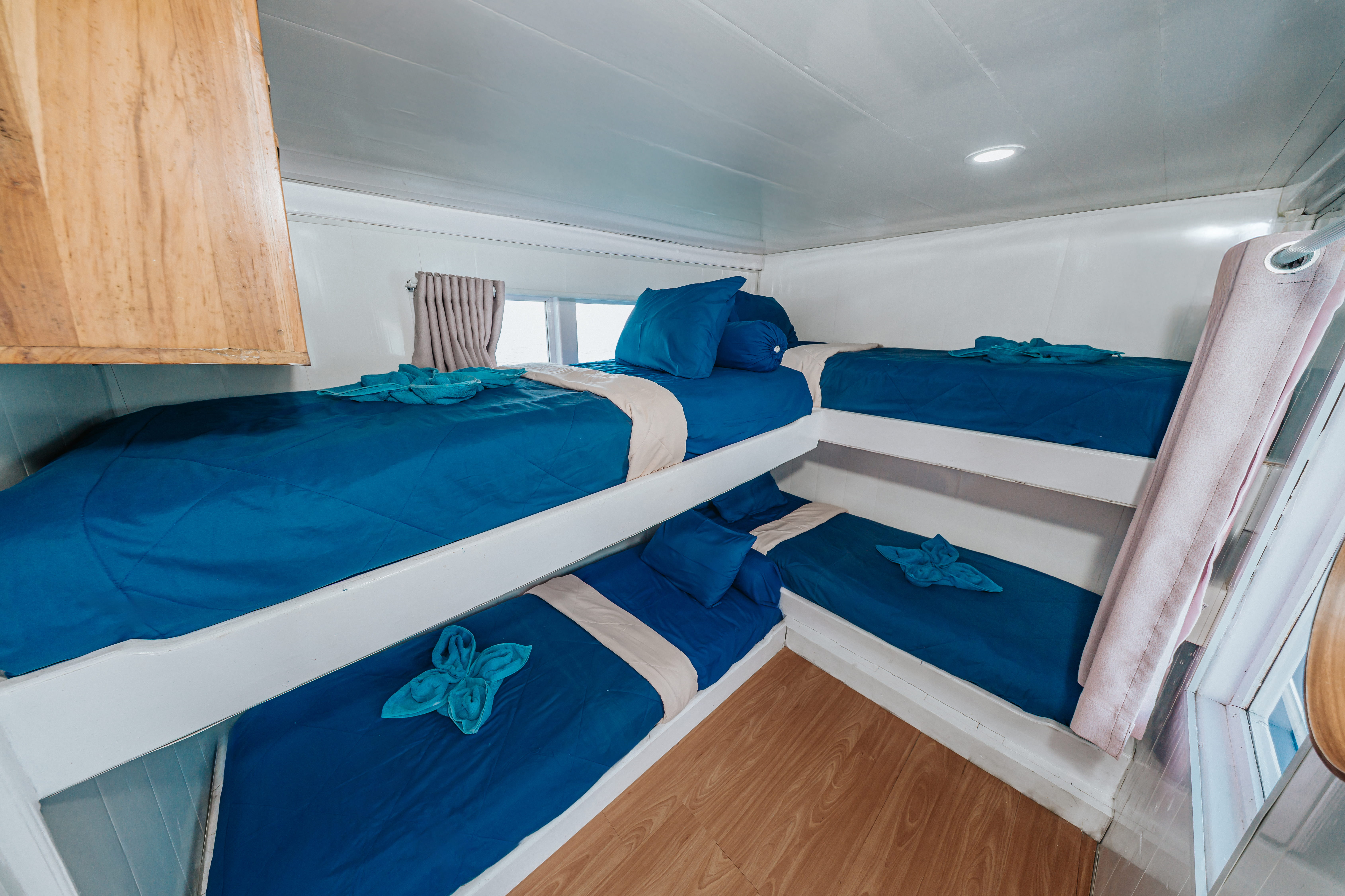 SHARED CABIN 1
