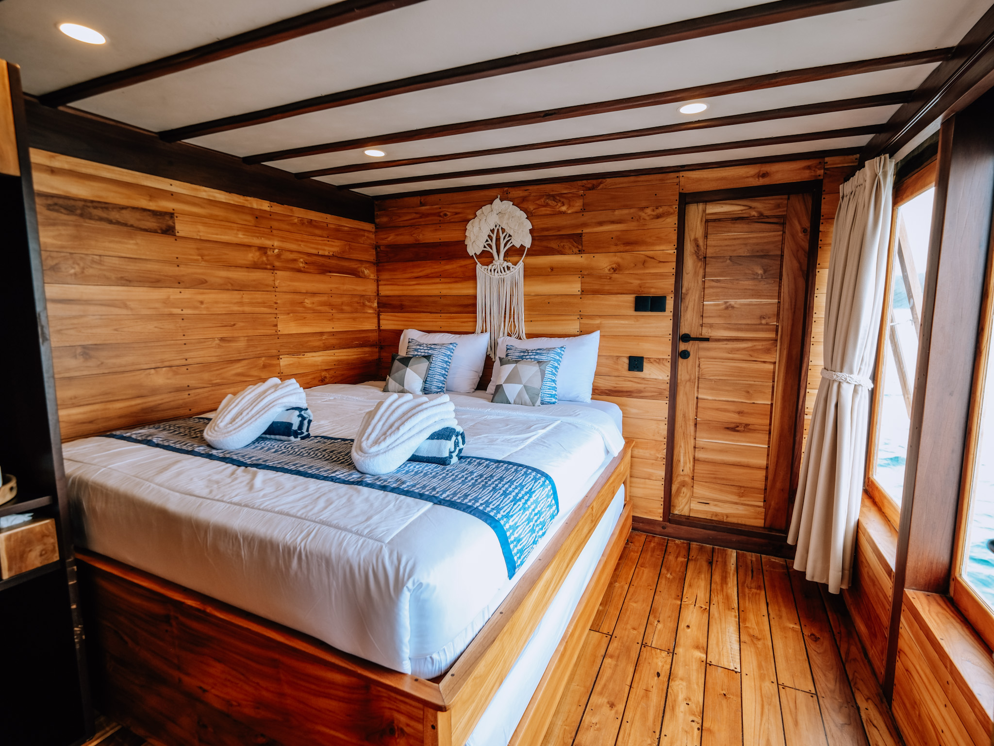 JIVANA CABIN