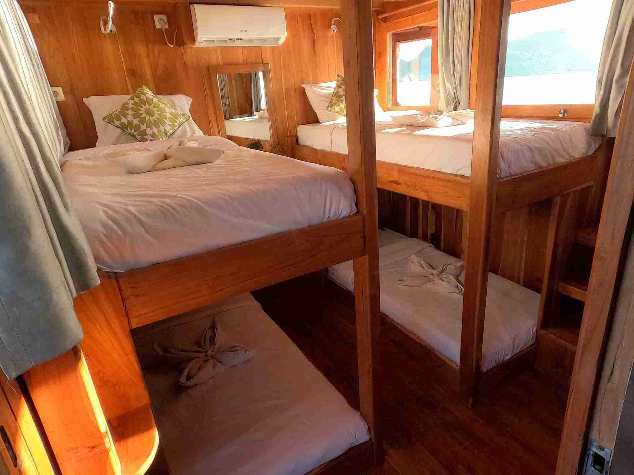 SHARE CABIN