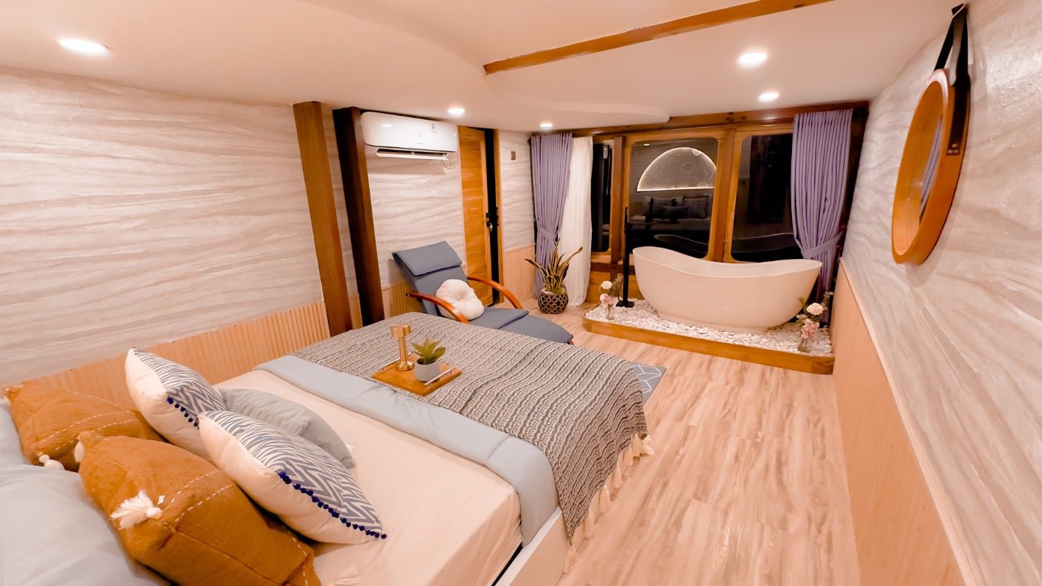 MARS (VIP Ocean Suite)