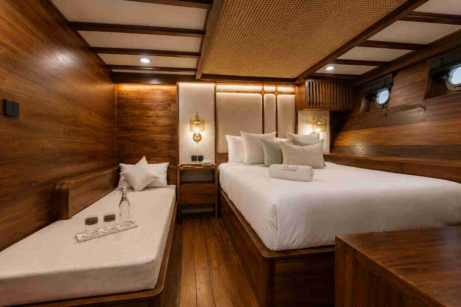 DELUXE STATEROOM